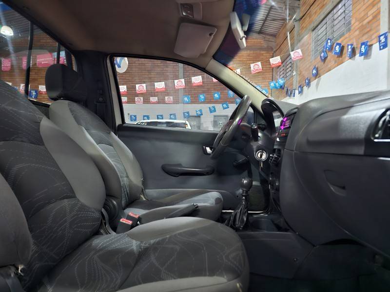 FIAT - STRADA - 2013/2013 - Branca - R$ 42.900,00