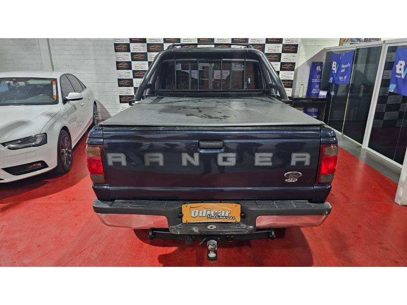 FORD - RANGER - 1998/1999 - Azul - R$ 48.900,00