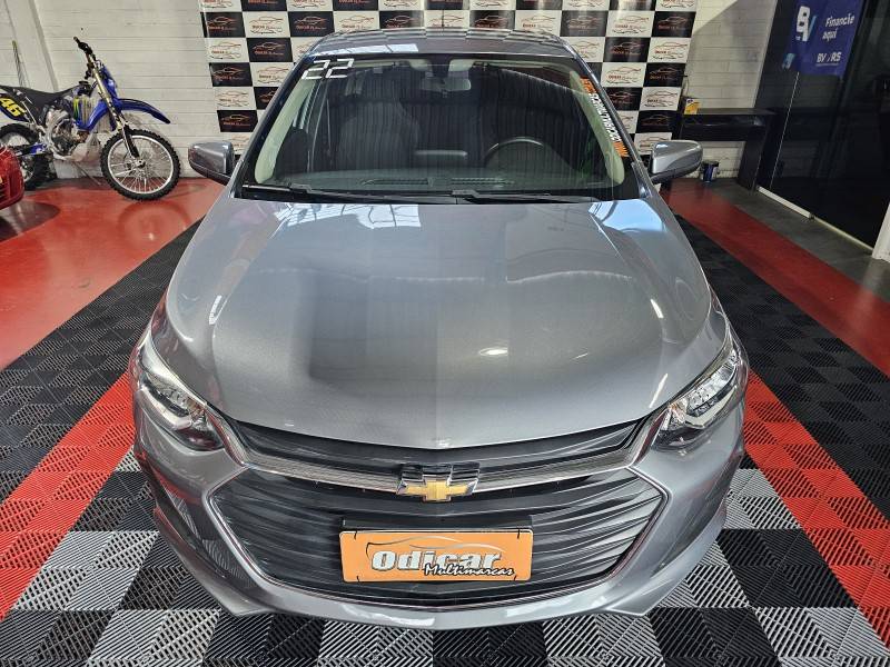 CHEVROLET - ONIX - 2022/2022 - Cinza - R$ 72.900,00