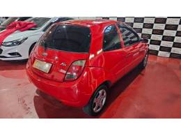 FORD - KA - 2006/2007 - Vermelha - R$ 17.900,00