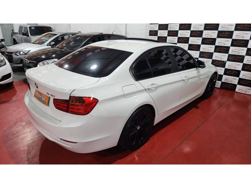 BMW - 328I - 2014/2014 - Branca - R$ 113.900,00