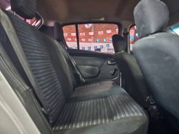 RENAULT - SANDERO - 2013/2014 - Prata - R$ 31.900,00